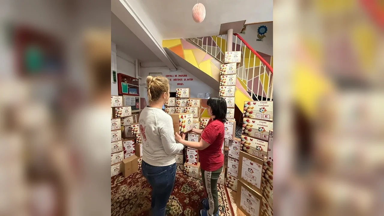 Cutii „O haină, o speranță” la Centrul de Îngrijire și Asistență Sf. Anton din Brașov