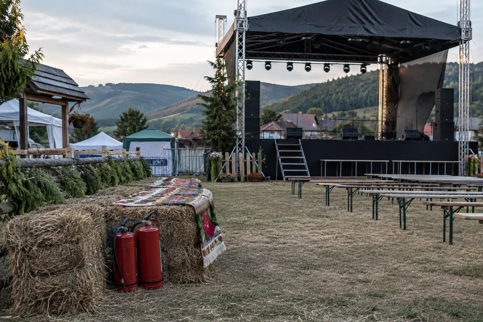 Întorsura Buzăului: dispozitiv ISU la festivalul folcloric „Ciobănașul”